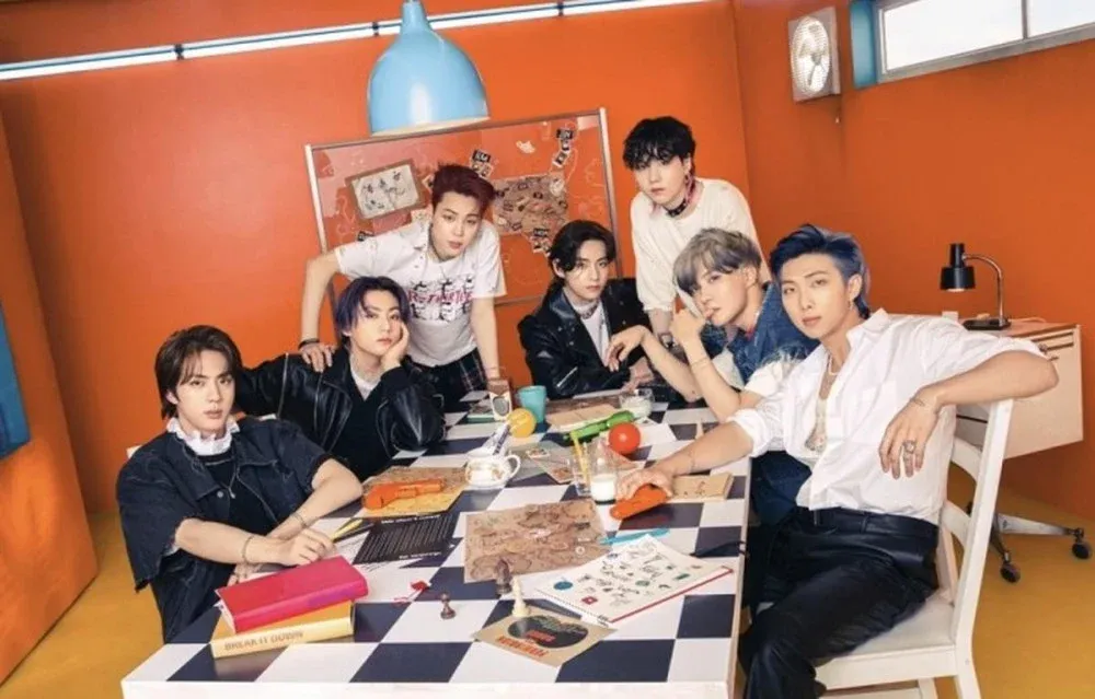 כל חברי ה-BTS ישלימו את השירות הצבאי עד החודש הבא, קאמבק של קבוצה מלאה באופק