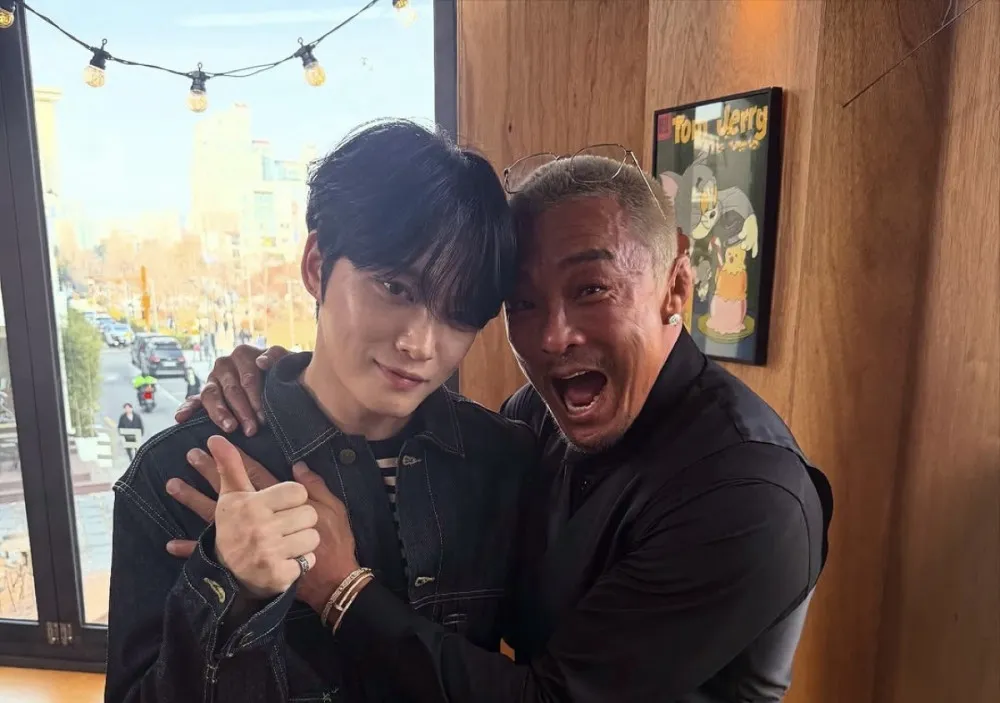 MMA Fighter'dan Eğlenceye Dönüşen Bir Şey mi? Choo Sung Hoon'un idol seçmeleri Kim Jae Joong'u şaşkına çevirdi