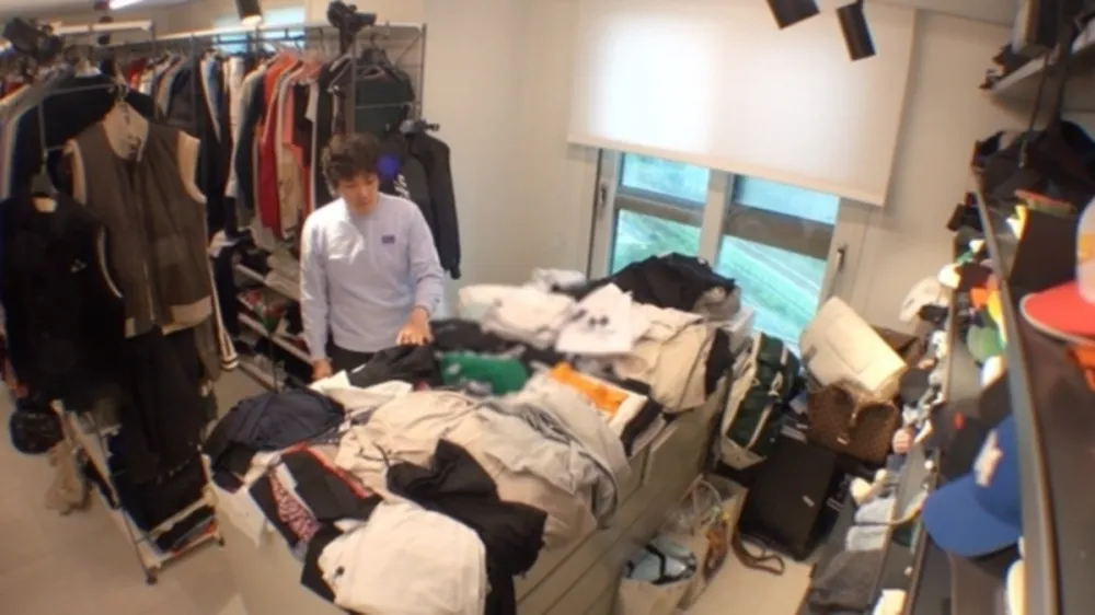 イ・ホンギ、信じられないほど散らかった家を公開「マイ・リトル・オールド・ボーイ」で反響を呼ぶ