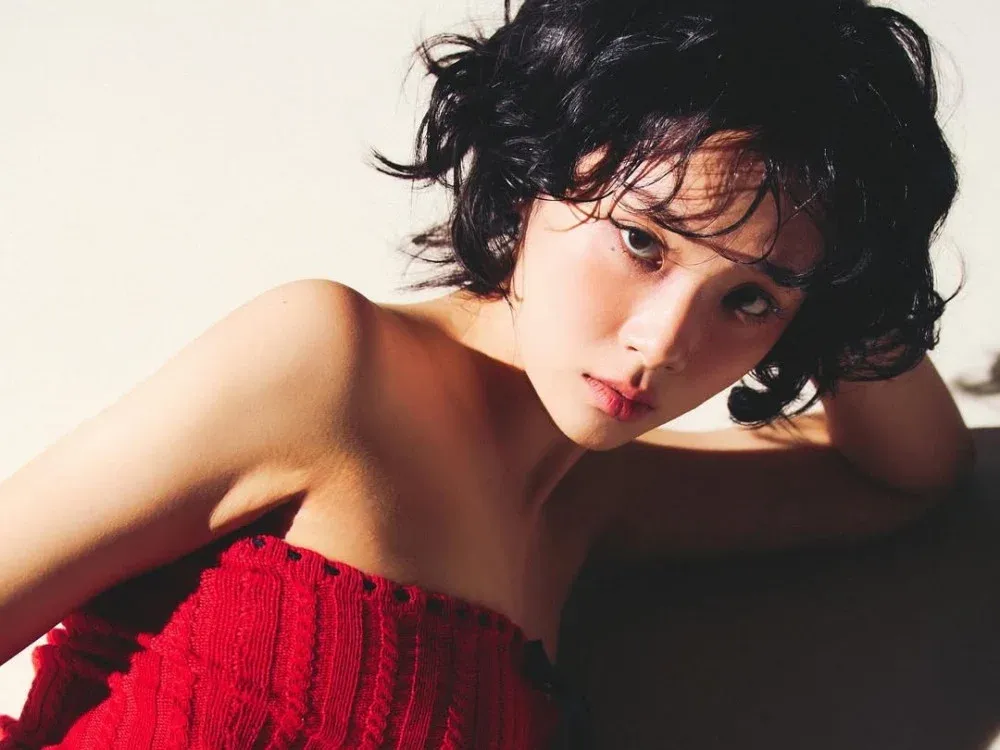 BIBI objavljuje službeni trailer i konceptualne fotografije za “Apocalypse”