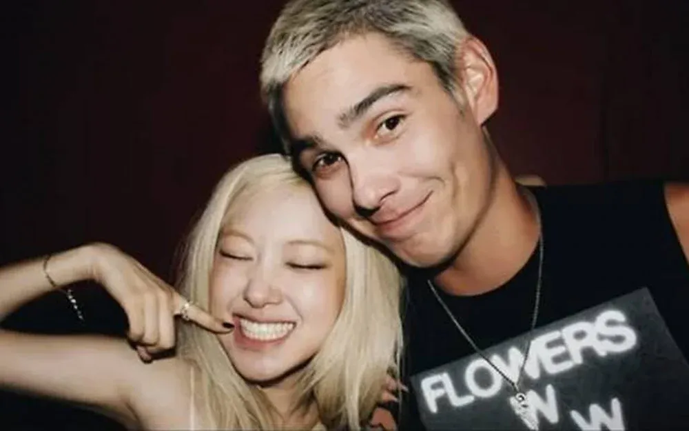 BLACKPINK's Rosé leidt tot datinggeruchten met Evan Mock tijdens frequente buitenlandse bezoeken