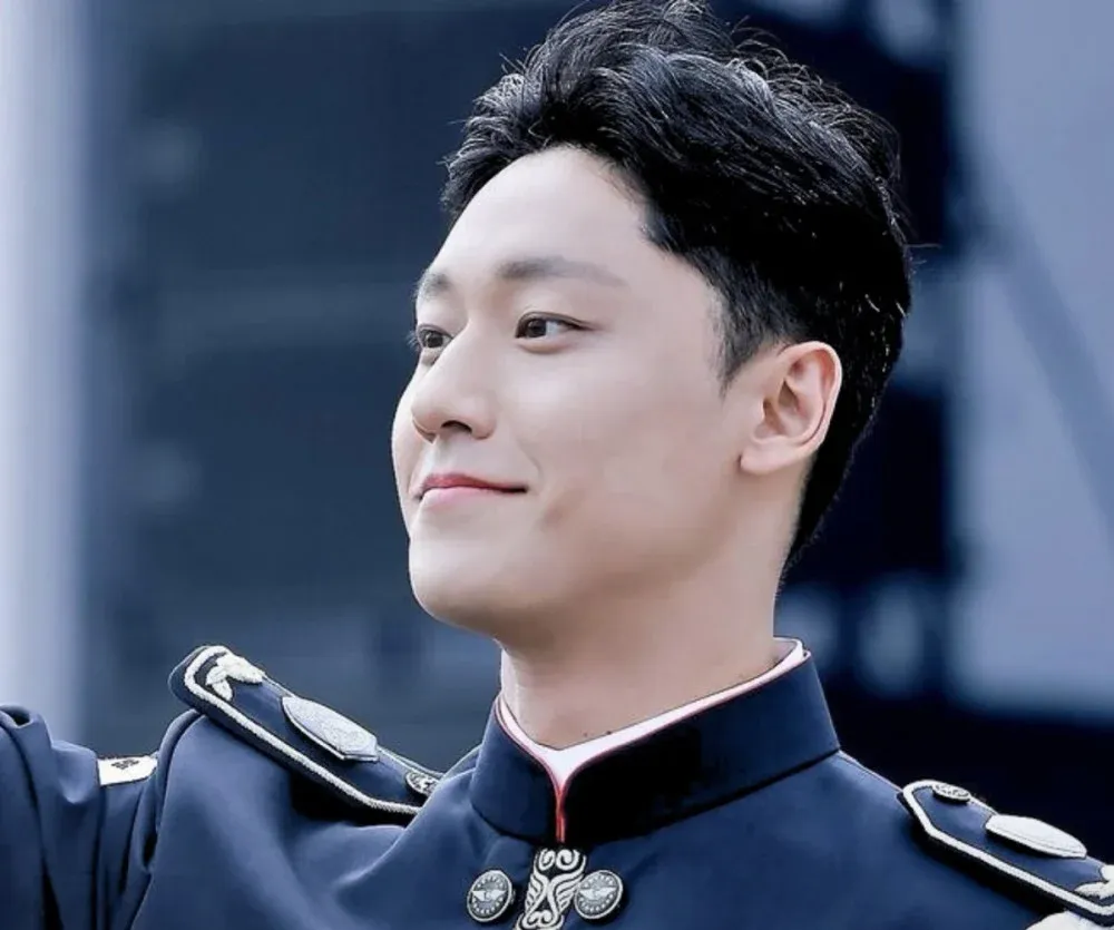 李道贤退役21个月后与林智妍重聚引关注