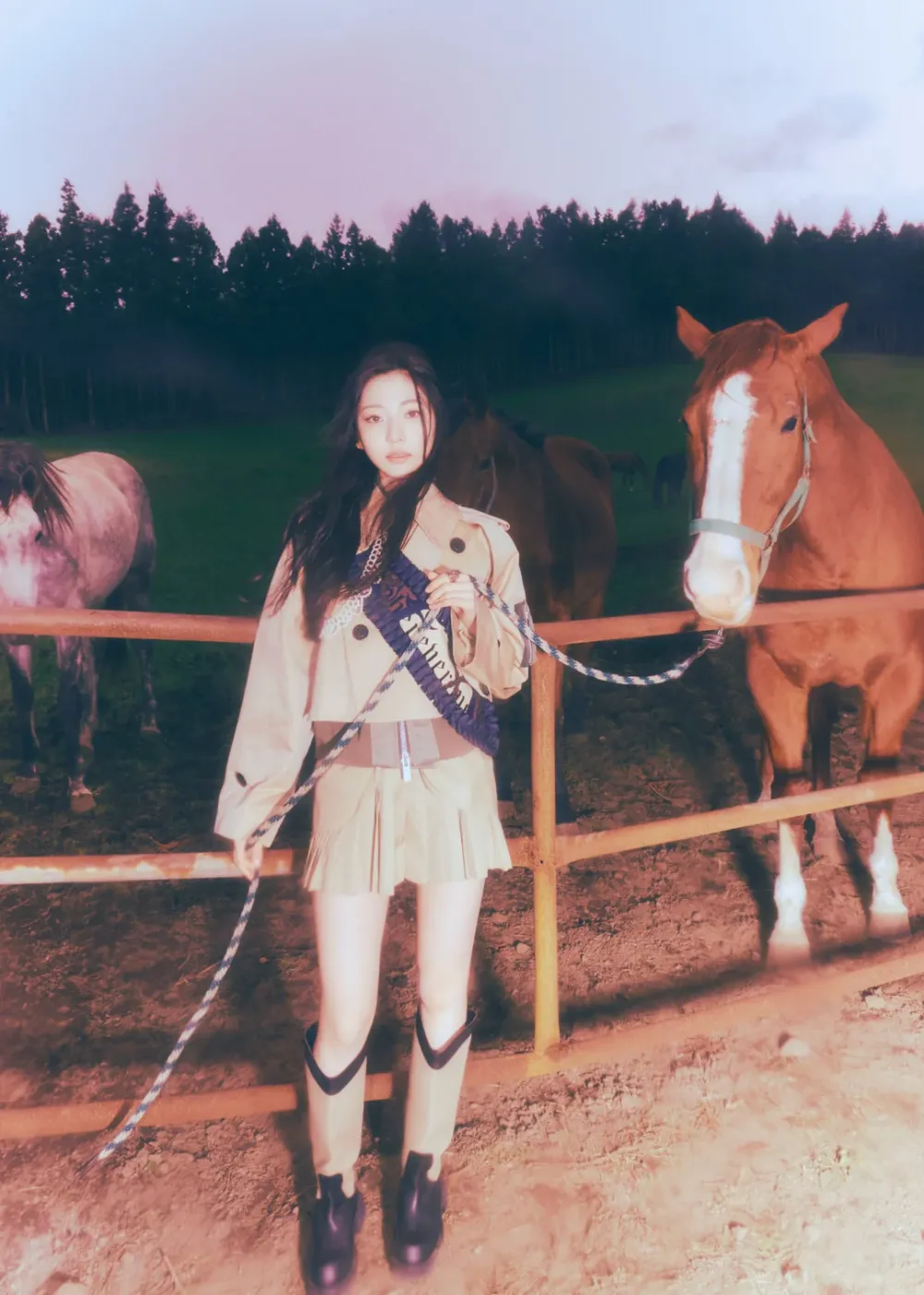 Hearts2hearts는 Stella Carmen과 Jiwoo의 꿈꾸는 티저 사진을 공개합니다.
