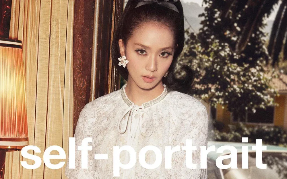 BLACKPINK's Jisoo yhdistyy omakuvan kanssa viimeisimpään Pre-Fall 2025 -kampanjaan