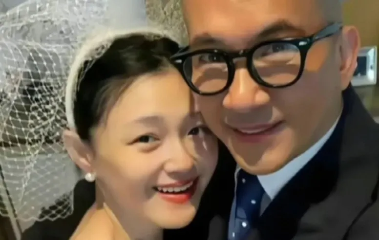 Koo Jun Yup onorează moștenirea lui Barbie Hsu în timp ce îi jelează pierderea bruscă