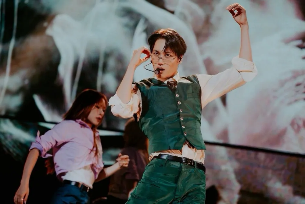 EXO's Kai išparduoda solinį Kvala Lumpūro koncertą, tęsia „KAION“ turą