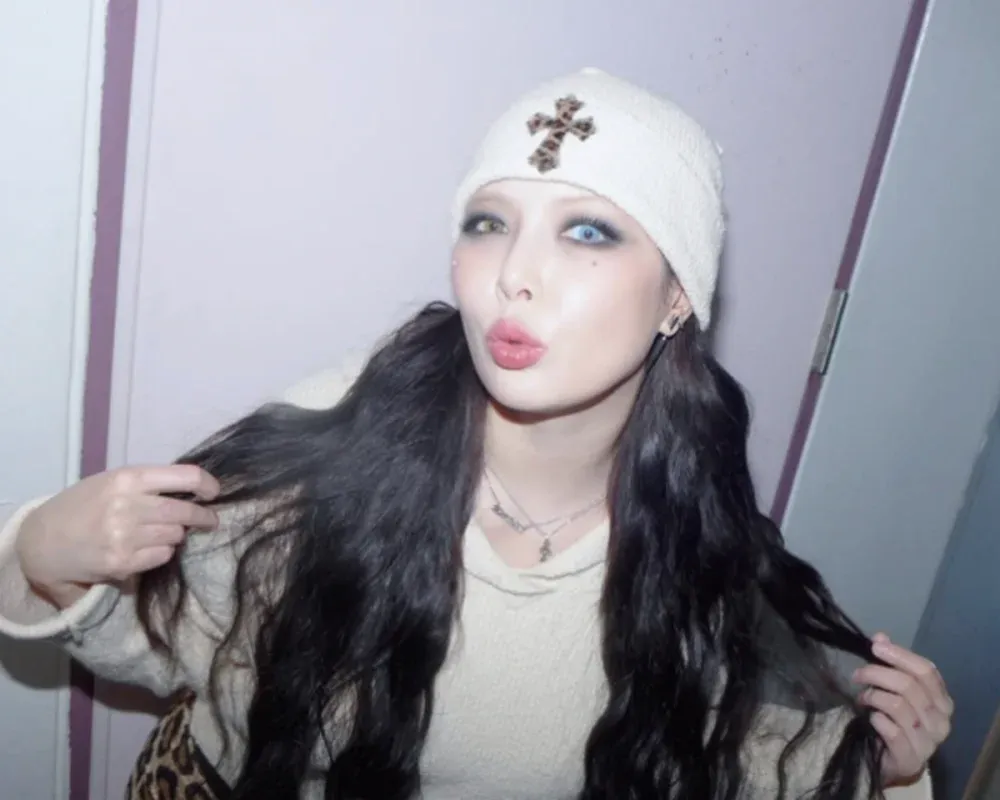 HyunA takker fans og deler følelsesmæssig opdatering efter helbredsrestitution