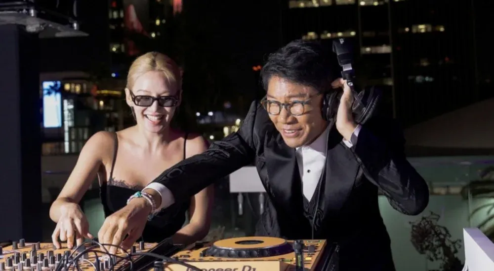 Lee Soo Man a Hyoyeon sa opäť stretli na strešnej párty v LA na oslave dokumentárnych filmov