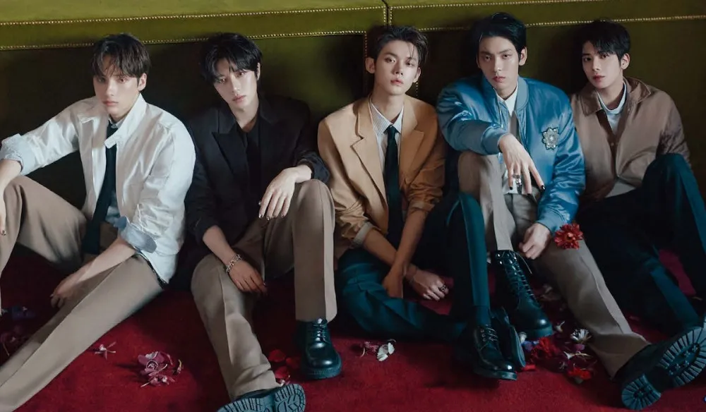 TOMORROW x TOGETHER canaliza la belleza clásica de 'Dior Men' para 'GQ Korea'