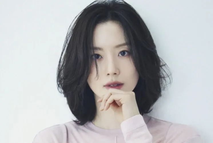 Moon Chae Won underskriver eksklusiv kontrakt med Blitzway Studio og løfter sløret for nyt profilbillede