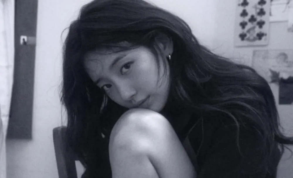 Suzy zdieľa ohromujúce nové obrázky spolu s digitálnym oznámením single comeback
