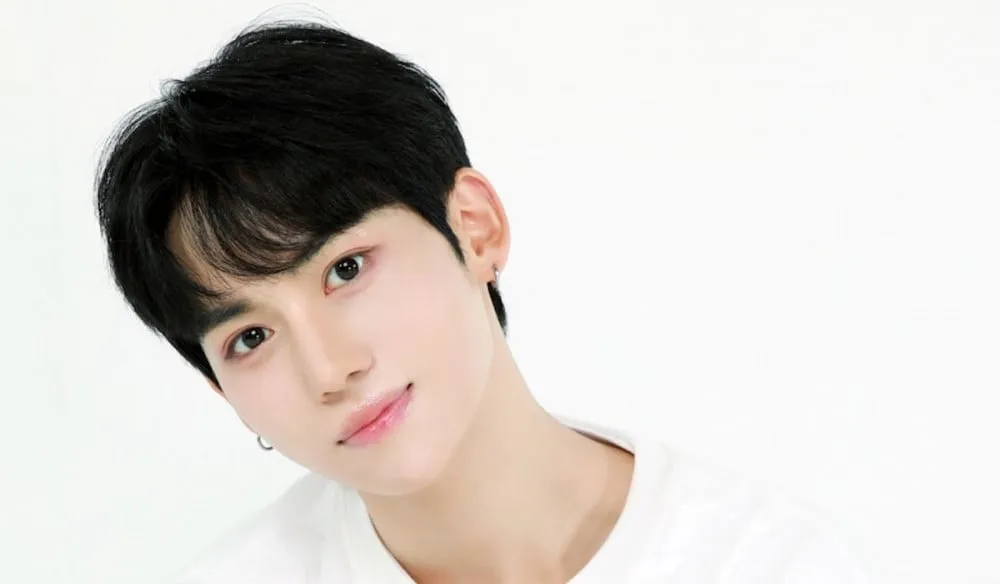 DRIPPIN-এর Hwang Yunseong তার বাধ্যতামূলক সামরিক পরিষেবার জন্য তালিকাভুক্ত হবেন৷