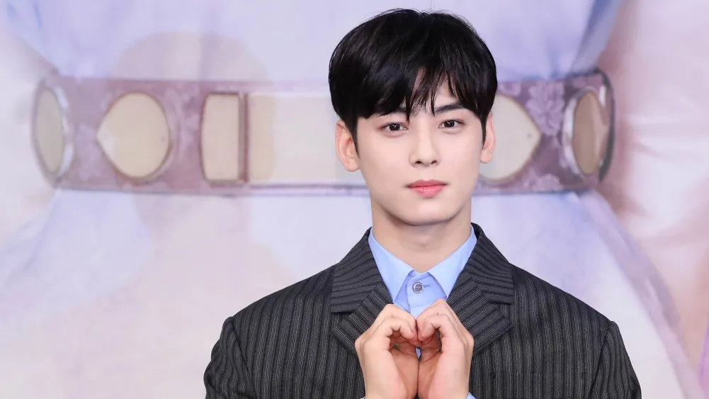 Цха Еун Воо данас присуствује интервјуу за војни бенд и требало би да се пријави ове године