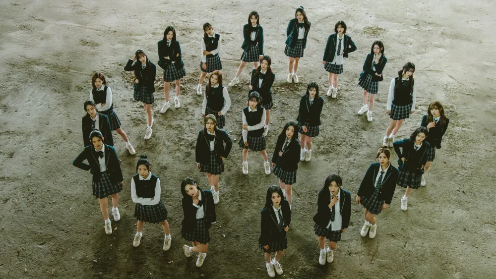 TripleS ปล่อยโปสเตอร์ D-1 สำหรับอัลบั้ม 'ASSEMBLE25'