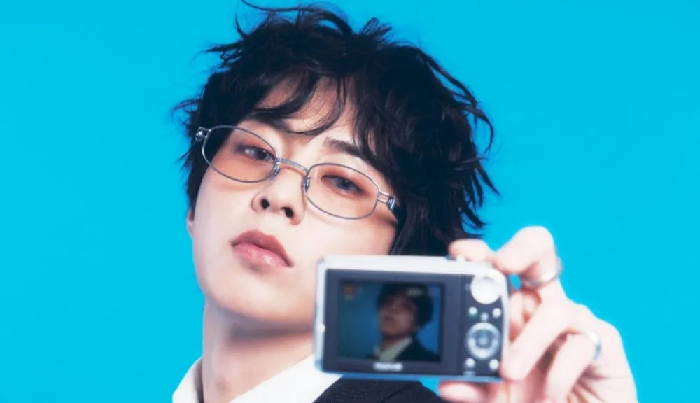 Xiumin d'EXO dévoile une image teaser d'ambiance rétro pour son prochain EP 