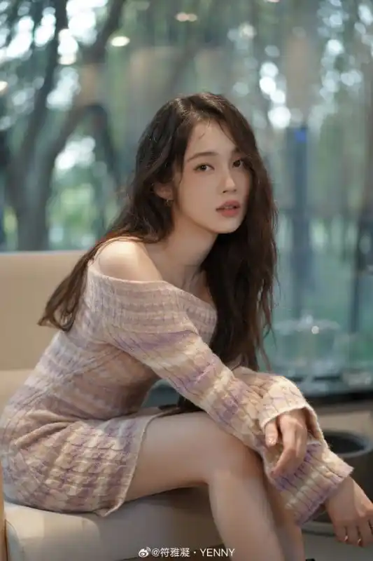 YENNY (Fu Yaning) profil och fakta