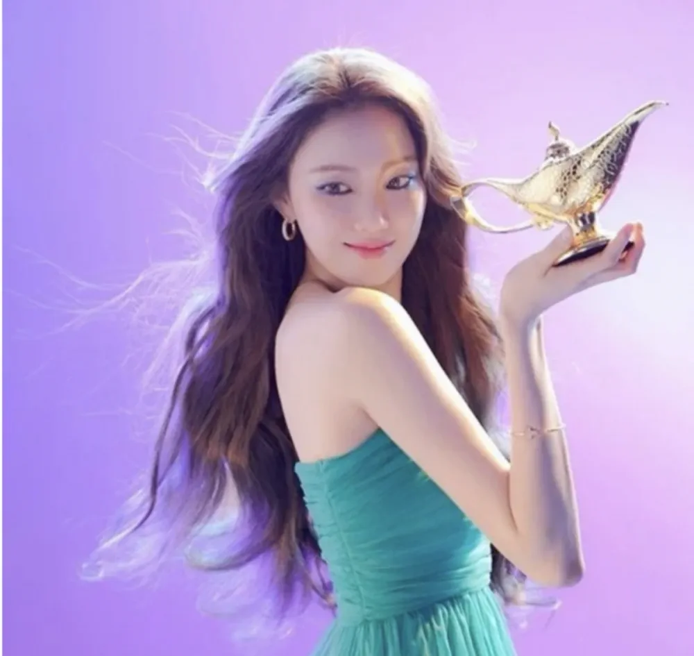 Lee Song Cube Yasmin: 137 Biglietti, Telornit