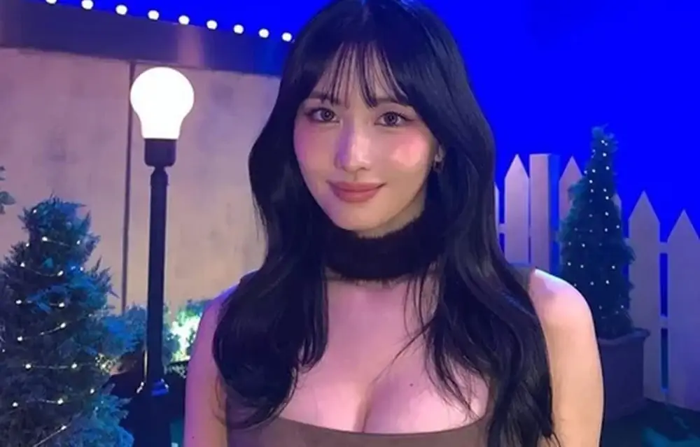 Pakaian terbuka TWICE Momo menjadi topik hangat